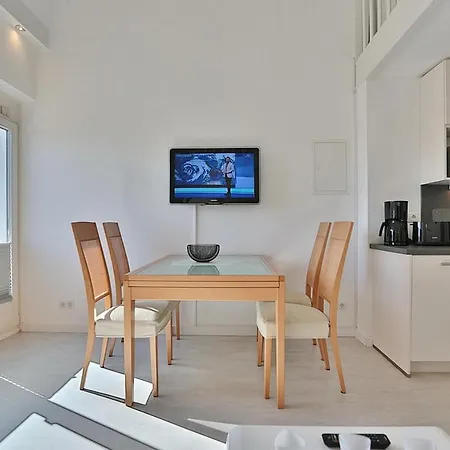 Haus Miramar Treffert 38 * Niendorf (Timmendorfer Strand)